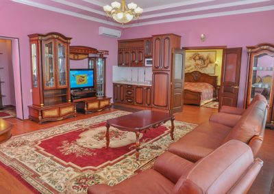 Апартамент в санатории Центросоюз в городе Кисловодске - фотография