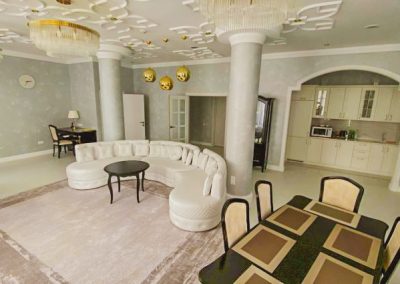 Апартамент в санатории Центросоюз в городе Кисловодске - фотография