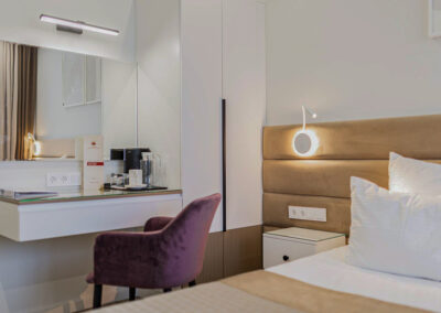 Номер «Стандарт» 2 местный (4 5 этаж) в санатории Центросоюз в городе Кисловодск - фотография