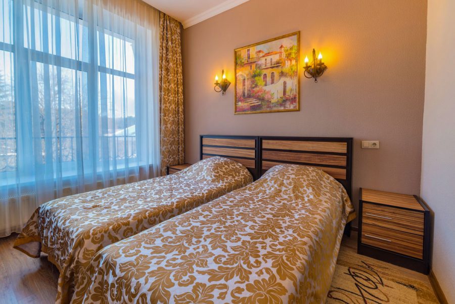 Люкс в санатории Центросоюз в городе Кисловодске - фотография