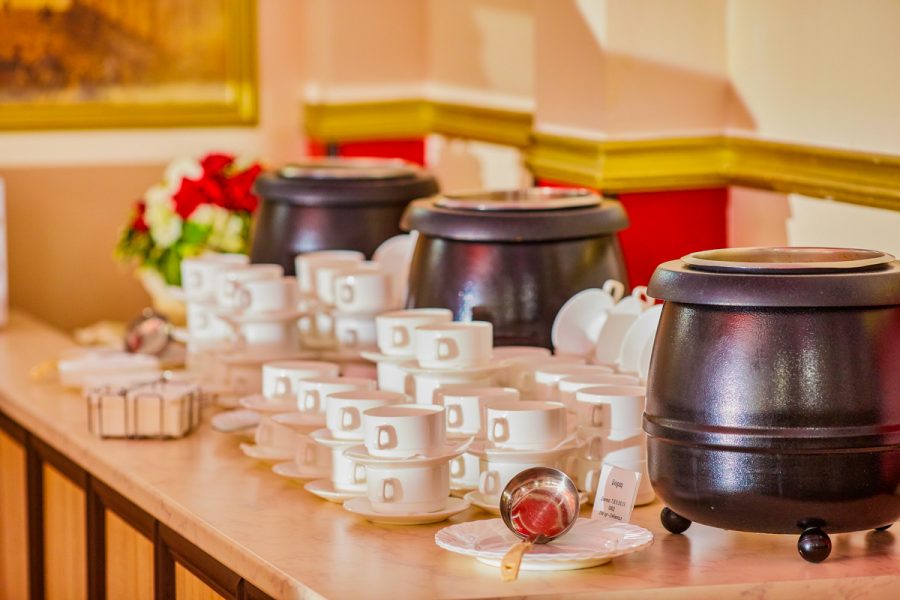 Обеденный зал Гранат в санатории Центросоюз в городе Кисловодске - фотография