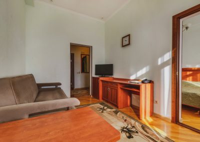 Номер Премиум в санатории Центросоюз в городе Кисловодске - фотография