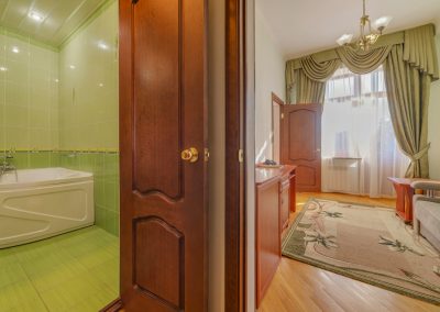 Номер Премиум в санатории Центросоюз в городе Кисловодске - фотография