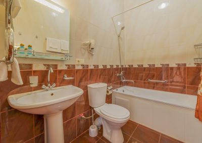 Номер Студия в санатории Центросоюз в городе Кисловодске - фотография