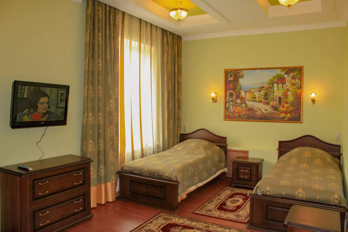 Апартамент в санатории Центросоюз в городе Кисловодске - фотография