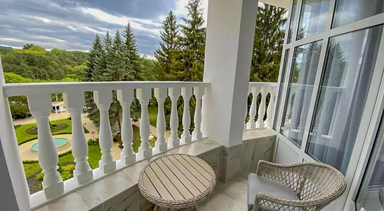 Апартамент в санатории Центросоюз в городе Кисловодске - фотография