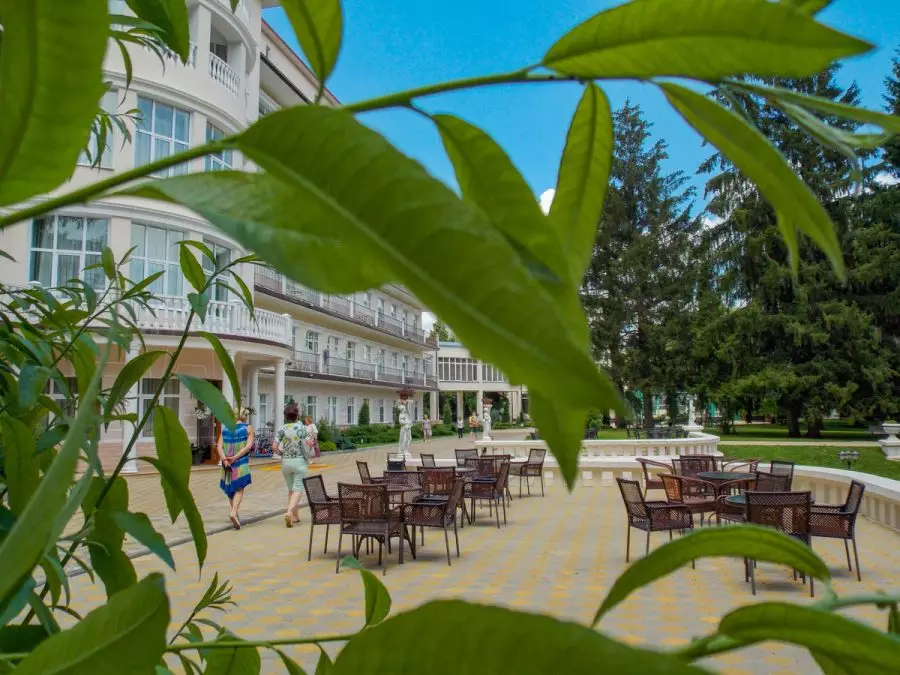 Лобби бар в санатории Центросоюз в городе Кисловодске - фотография