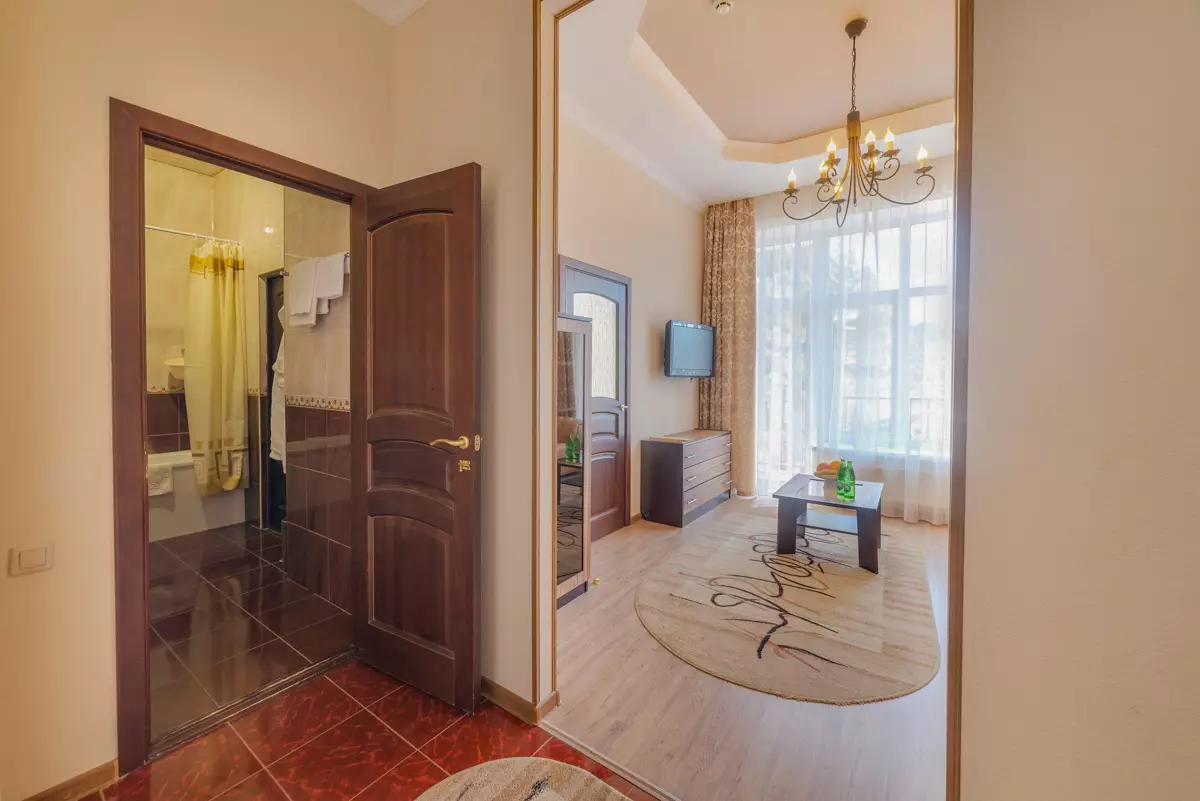 Люкс в санатории Центросоюз в городе Кисловодске - фотография