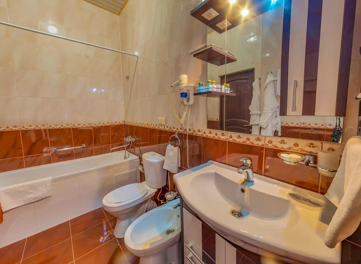 Люкс в санатории Центросоюз в городе Кисловодске - фотография