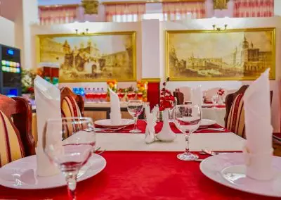 Обеденный зал Гранат в санатории Центросоюз в городе Кисловодске - фотография