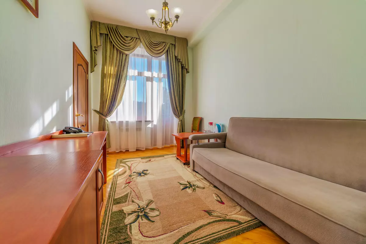 Номер Премиум в санатории Центросоюз в городе Кисловодске - фотография