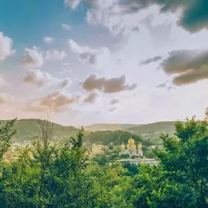 Территория в санатории Центросоюз в городе Кисловодске - фотография